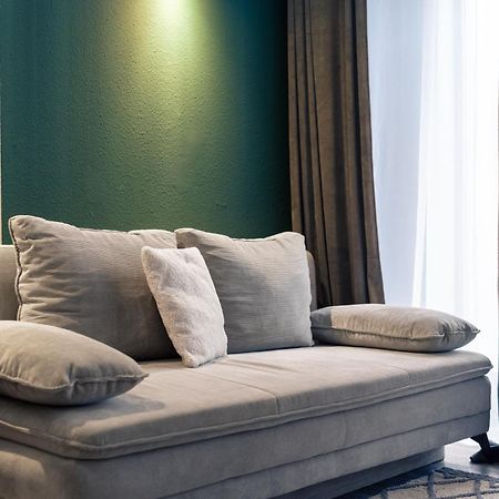 Modern Living Apartment - 3-Zimmer - Nuernberg Nord, Ruhige Seitenstrasse, Fusslaeufig Strassenbahn المظهر الخارجي الصورة